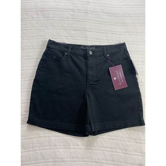 GLORIA VANDERBILT SIZE 6P AMANDA BLACK SHORTS - Picture 2 of 9